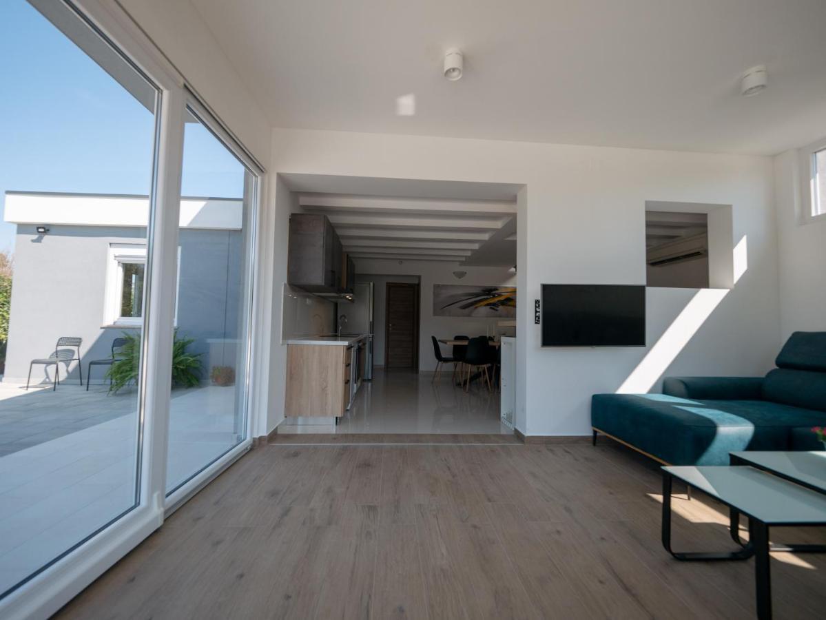 Villa Vinky Póla Kültér fotó